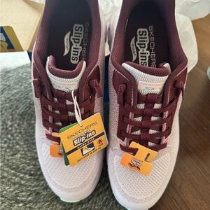 Skechers Hands Free Slip-ins